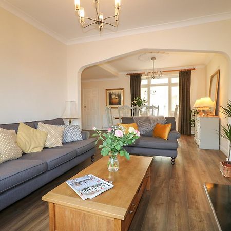 2 Gladstone Avenue Vila Melton Mowbray Exterior foto